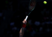 爱游戏tv-澳网完胜美网，西西帕斯统治全场