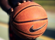 爱游戏官网-季后赛双雄夜，独行侠掘金西部血拼，戈贝尔东决关键战接管比赛