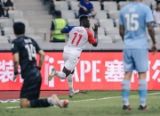 爱游戏在线-球队精密配合为球员带来进球机会