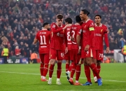 爱游戏大厅-关于欧洲巨人球队庆祝胜利，成功晋级下一轮的信息