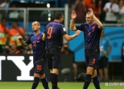 爱游戏在线-荷兰队在对阵波黑的比赛中实现逆转