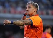 爱游戏娱乐-包含山东鲁能在客场不敌江苏苏宁，遭遇两连败的词条