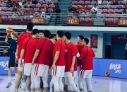 爱游戏官方-关于男篮世界杯热身赛打响，球队备战冲击冠军的信息