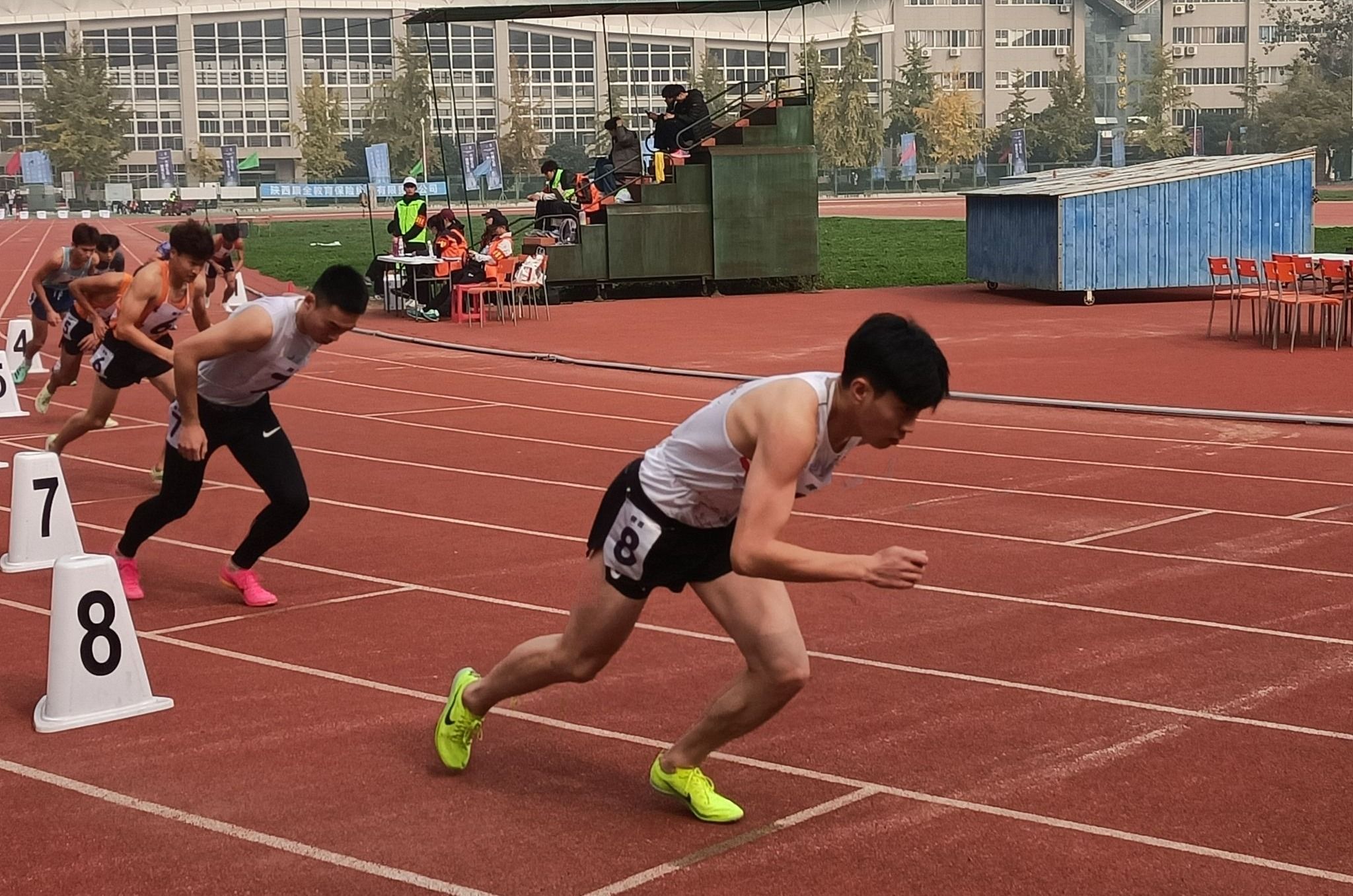 关于高水平比赛中涌现出无数运动奇迹，引发爆炸性热议的信息