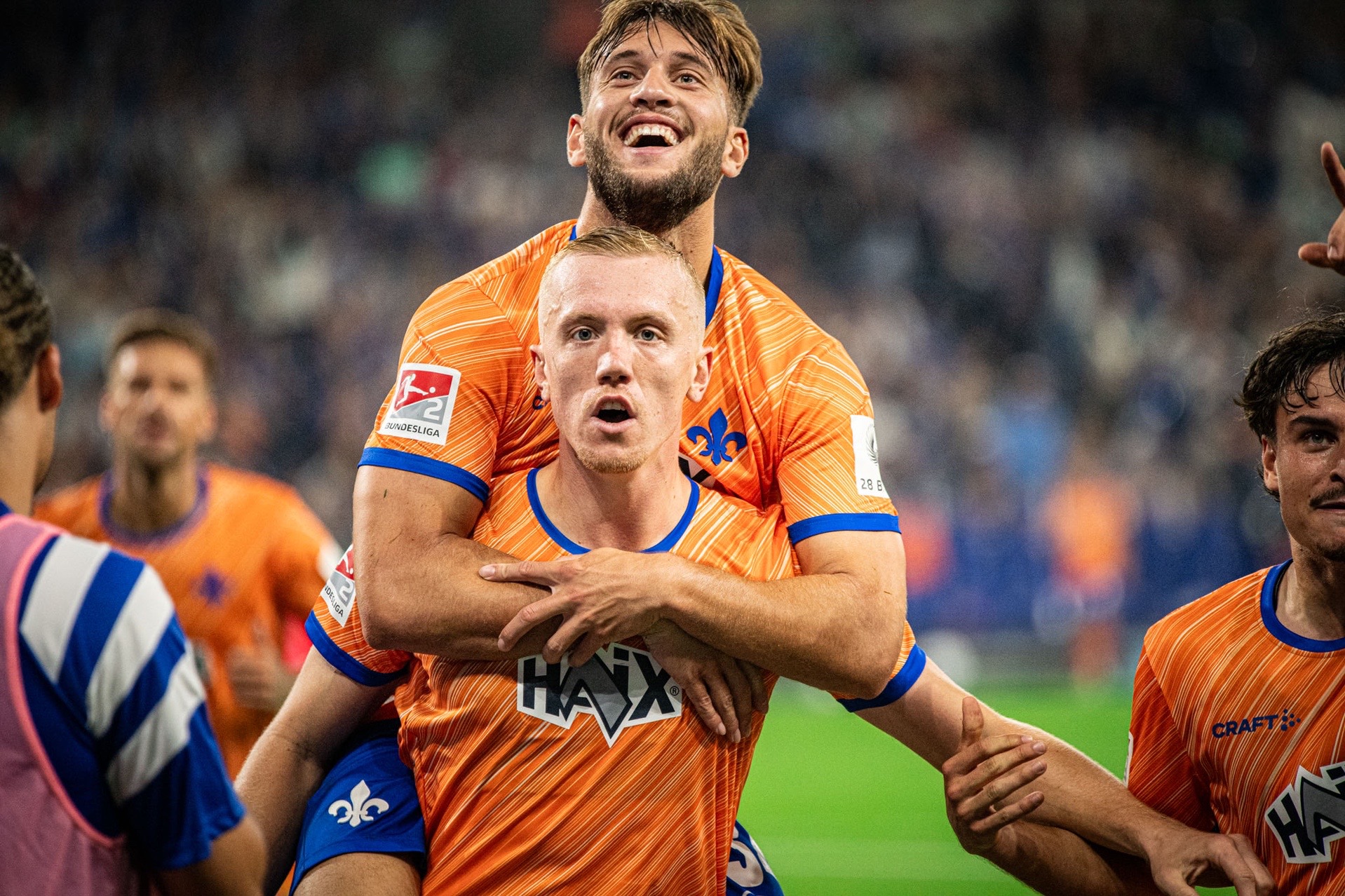 瑞典队在比赛中展现了强大的团结力