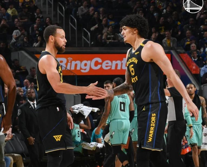 勇士主场大胜快船，库里重回状态霸气复苏