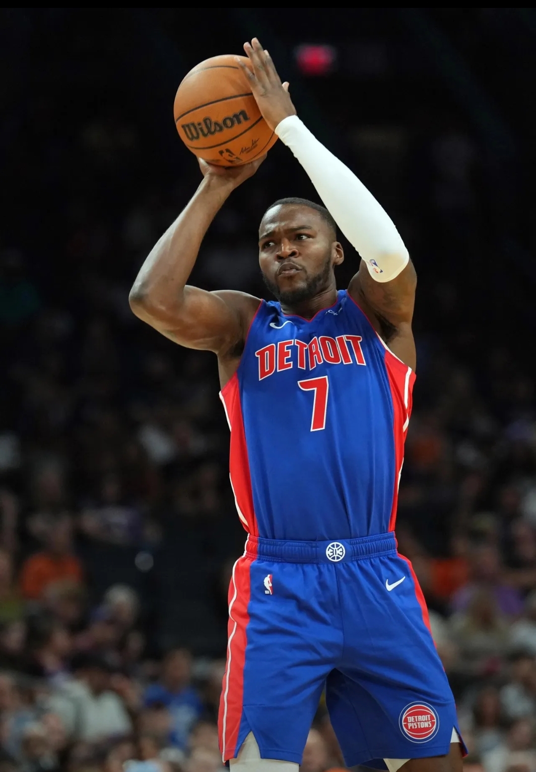 关于活塞队新秀表现抢眼，青年才俊成为焦点的信息