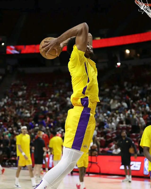 三分高潮!湖人胜热火总决赛首胜的简单介绍 三分高潮!湖人胜热火总决赛首胜的简单介绍