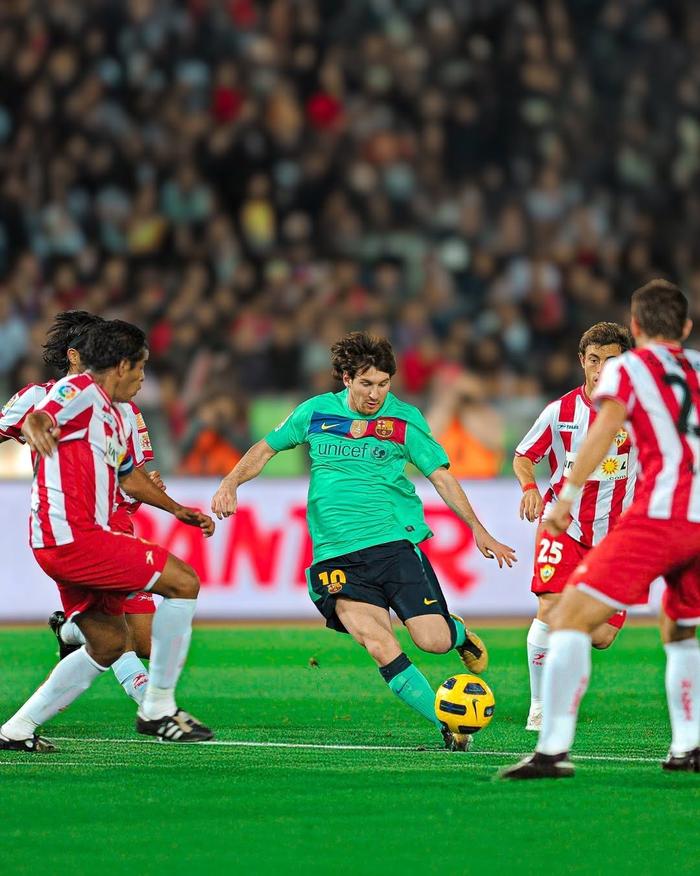 巴塞罗那球队在最新的比赛中获得胜利