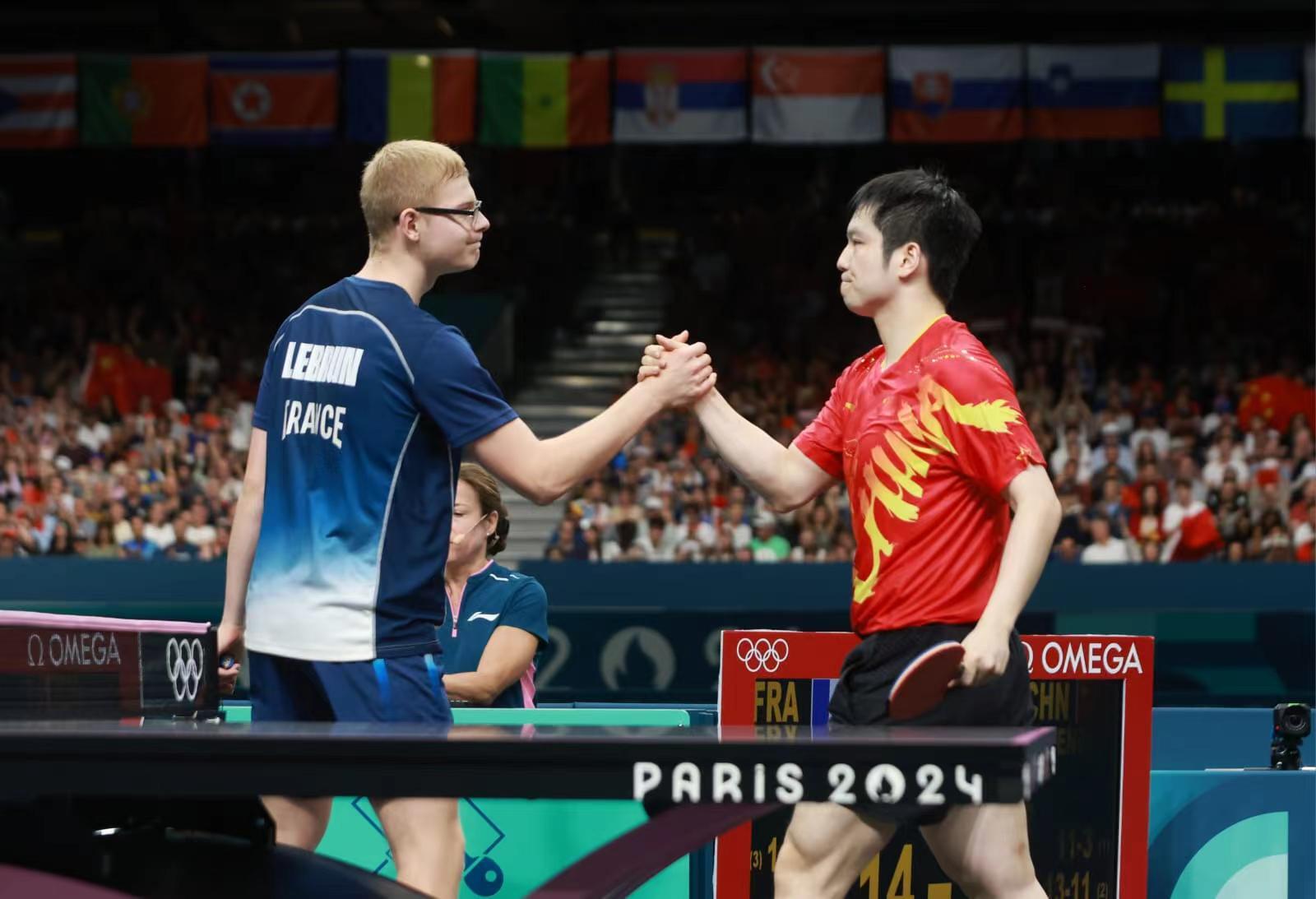 法国强队展现冠军相貌，顺利晋级