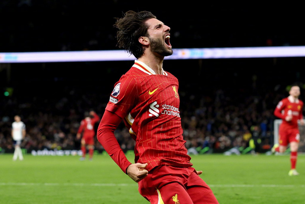 利物浦反超比分,客场斩获胜利 利物浦反超比分,客场斩获胜利