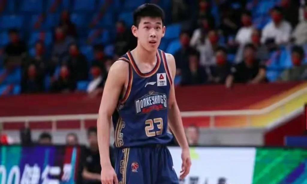 欧国联比赛中球队的团队协作备受称赞