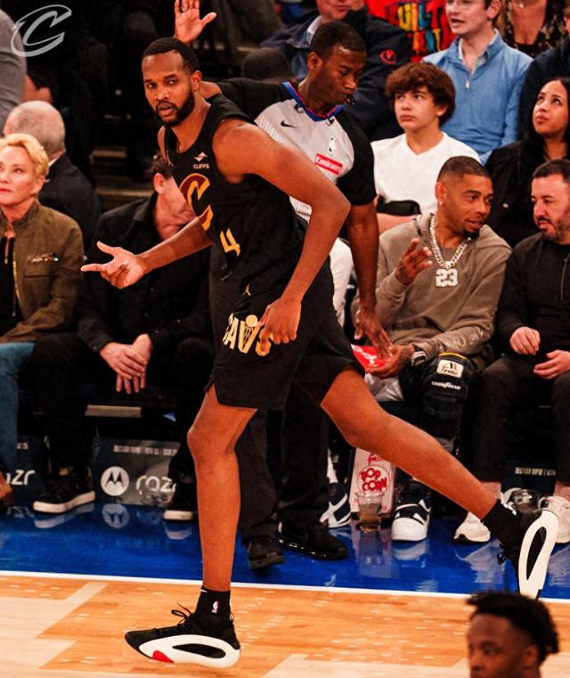 尼克斯再遭溃败，球队不见起色