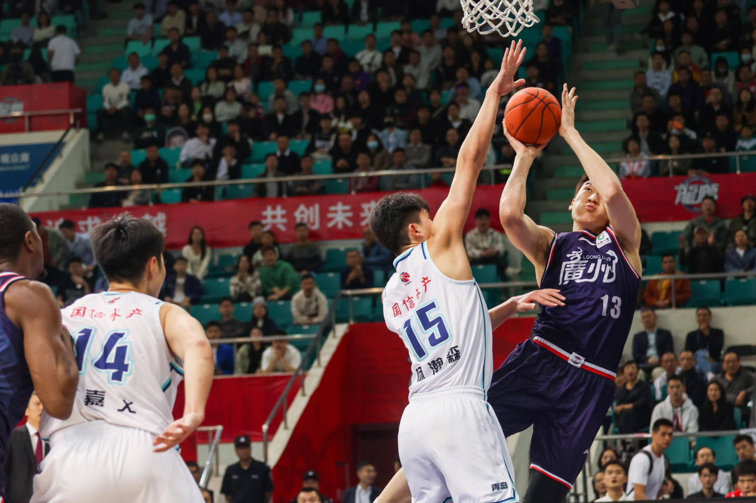 包含更换教练后,青岛队终于实现连胜比赛的词条 包含更换教练后,青岛队终于实现连胜比赛的词条