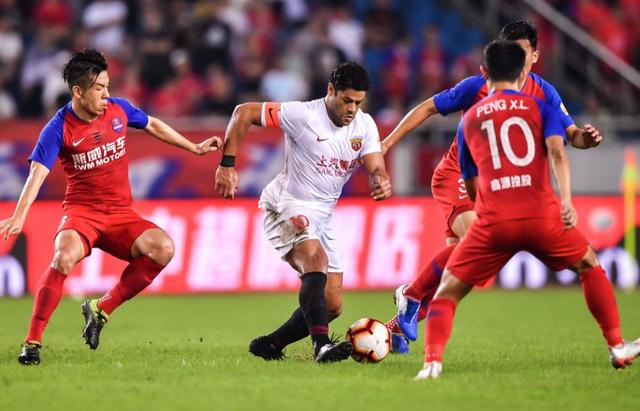 小组赛:上港憾负鲁能,小组出线形势受挫的简单介绍 小组赛:上港憾负鲁能,小组出线形势受挫的简单介绍