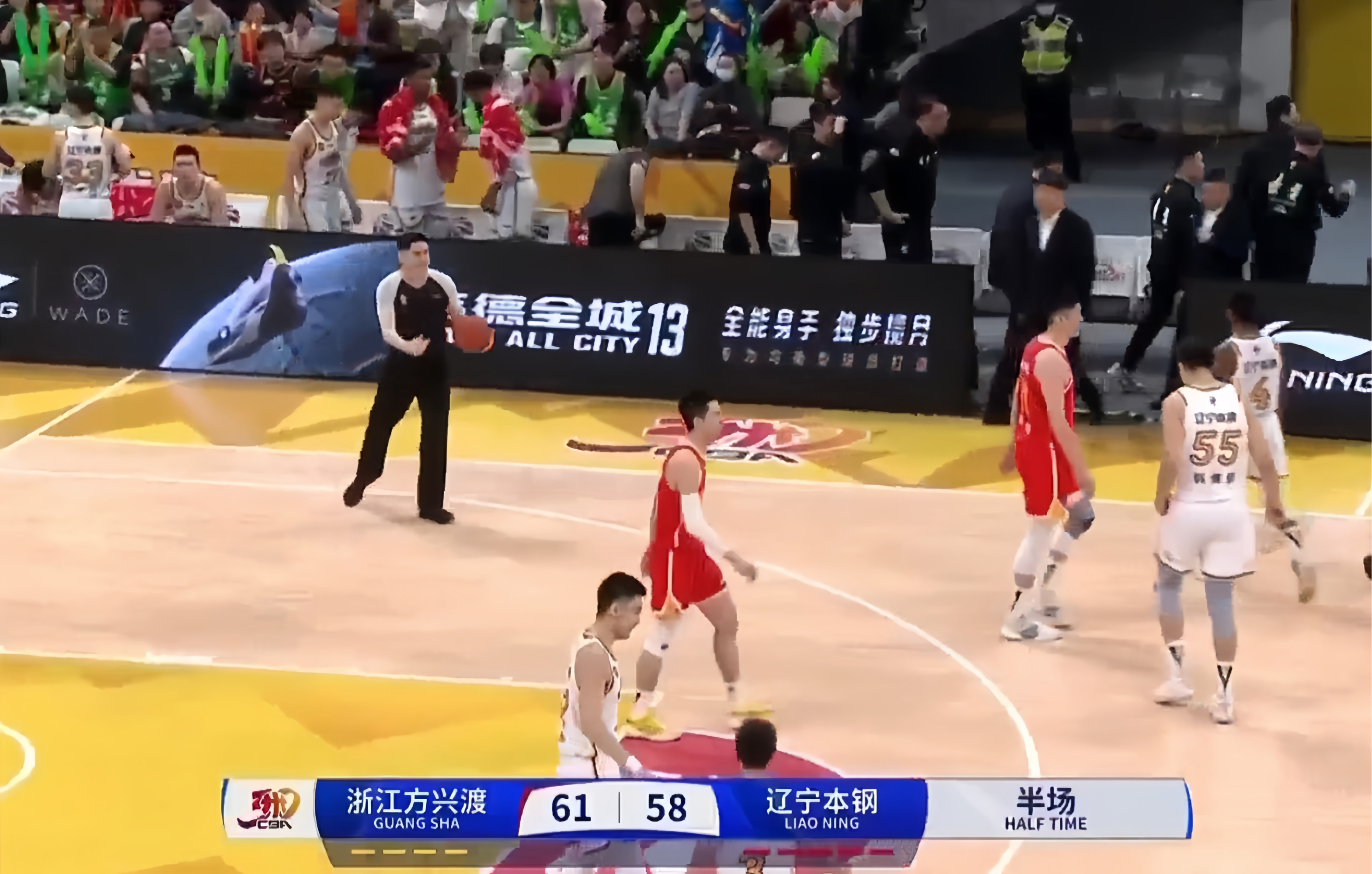 辽宁男篮鏖战湖南a控股男篮全力争胜的简单介绍 辽宁男篮鏖战湖南a控股男篮全力争胜的简单介绍