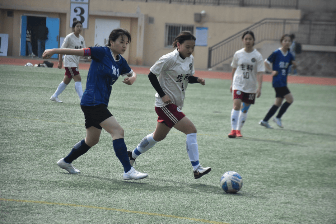 竞技水平优秀的女足选手备战形势严峻的简单介绍 竞技水平优秀的女足选手备战形势严峻的简单介绍