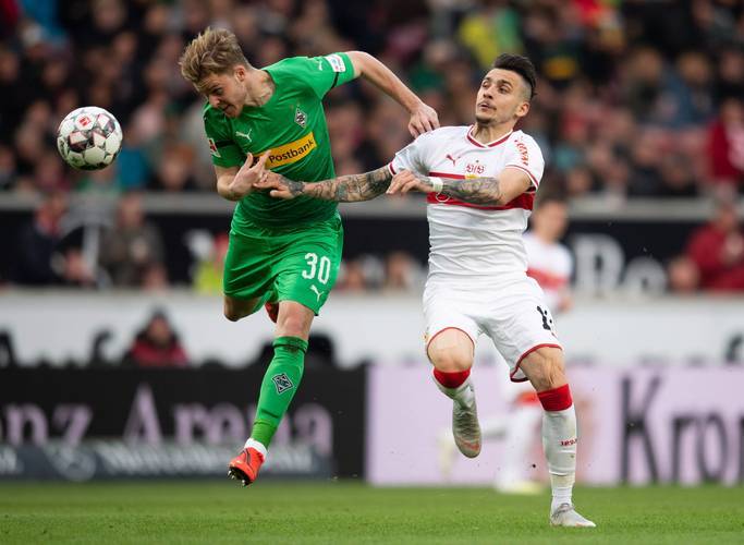 包含奥格斯堡中场球员状态回勇,助球队连胜的词条 包含奥格斯堡中场球员状态回勇,助球队连胜的词条