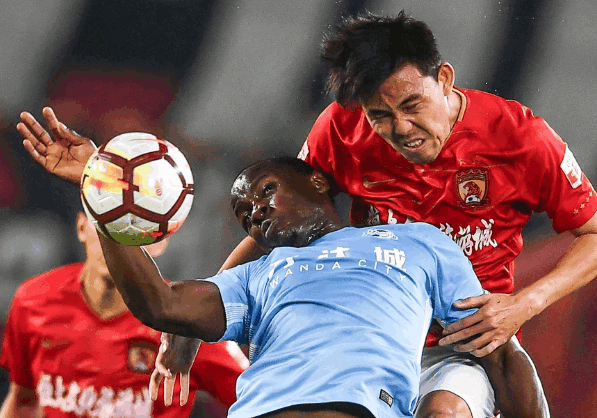 重庆力帆客场小胜上海上港,继续追赶榜首位置 重庆力帆客场小胜上海上港,继续追赶榜首位置