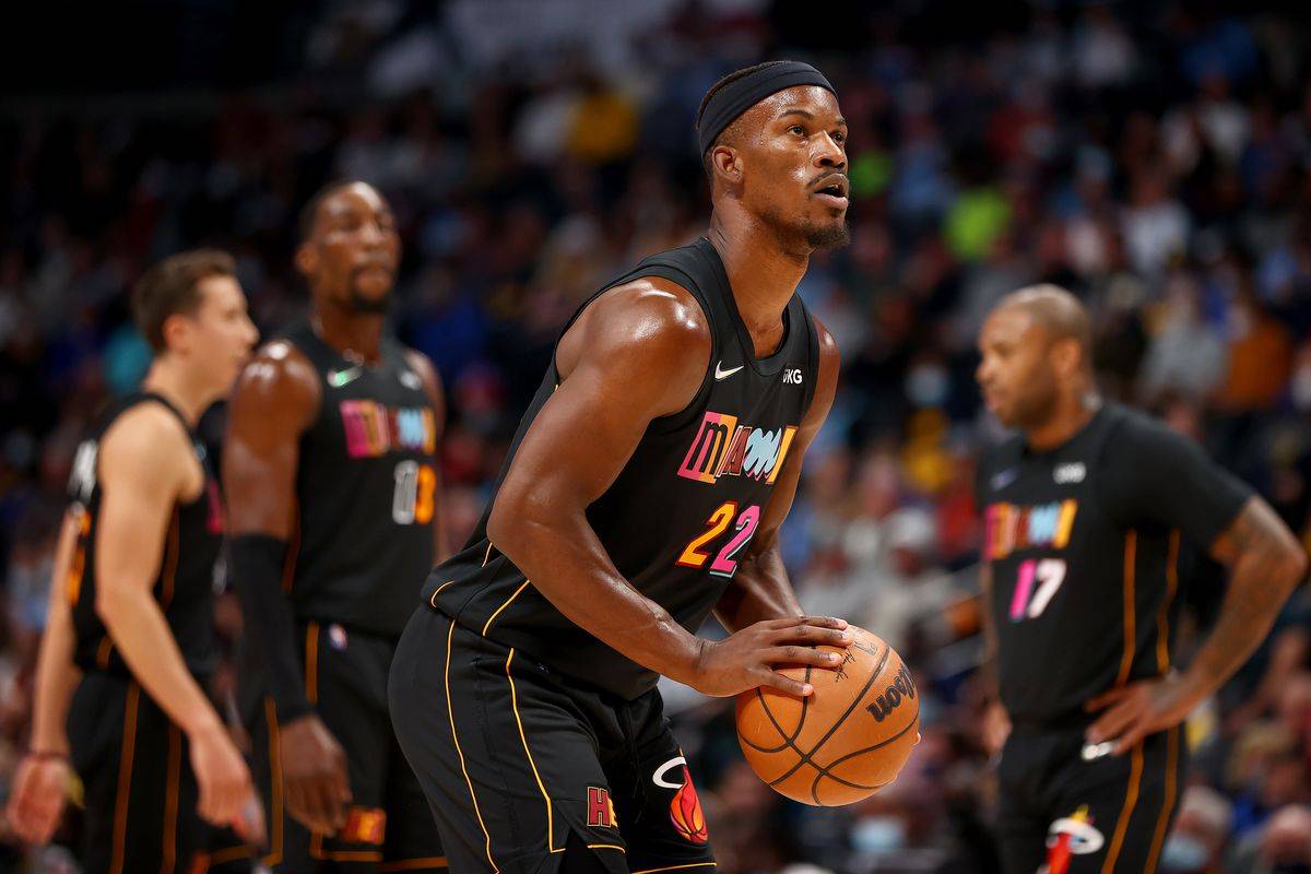 热火惨败活塞,巴特勒状态低迷 热火惨败活塞,巴特勒状态低迷