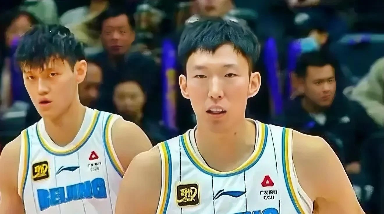 球队技术统治力明显，比赛节奏把握得当