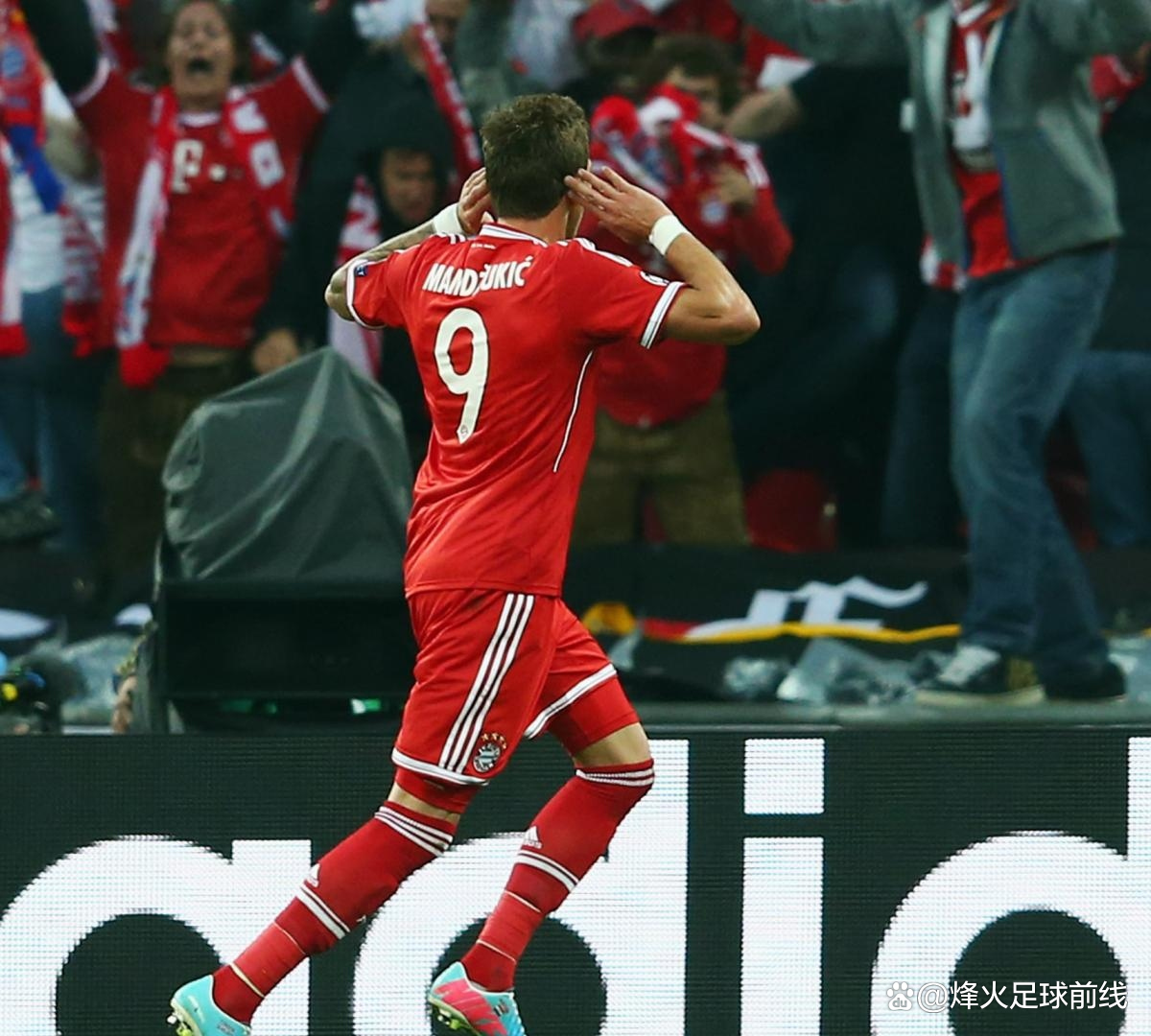 拜仁慕尼黑小组赛表现抢眼,期待后续发挥的简单介绍 拜仁慕尼黑小组赛表现抢眼,期待后续发挥的简单介绍