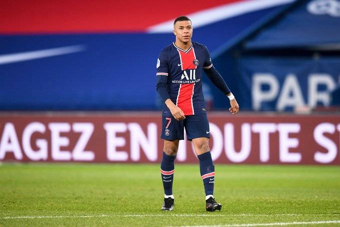 篮网球员轮番绽放,大胜对手保持不败势头的简单介绍 篮网球员轮番绽放,大胜对手保持不败势头的简单介绍