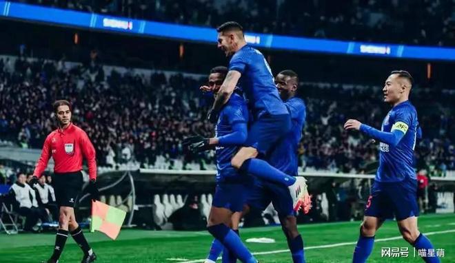 申花主场力克恒大,实现豪取三分 申花主场力克恒大,实现豪取三分