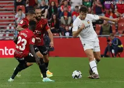 卡斯泰拉诺胜出,向着保级目标迈进 卡斯泰拉诺胜出,向着保级目标迈进