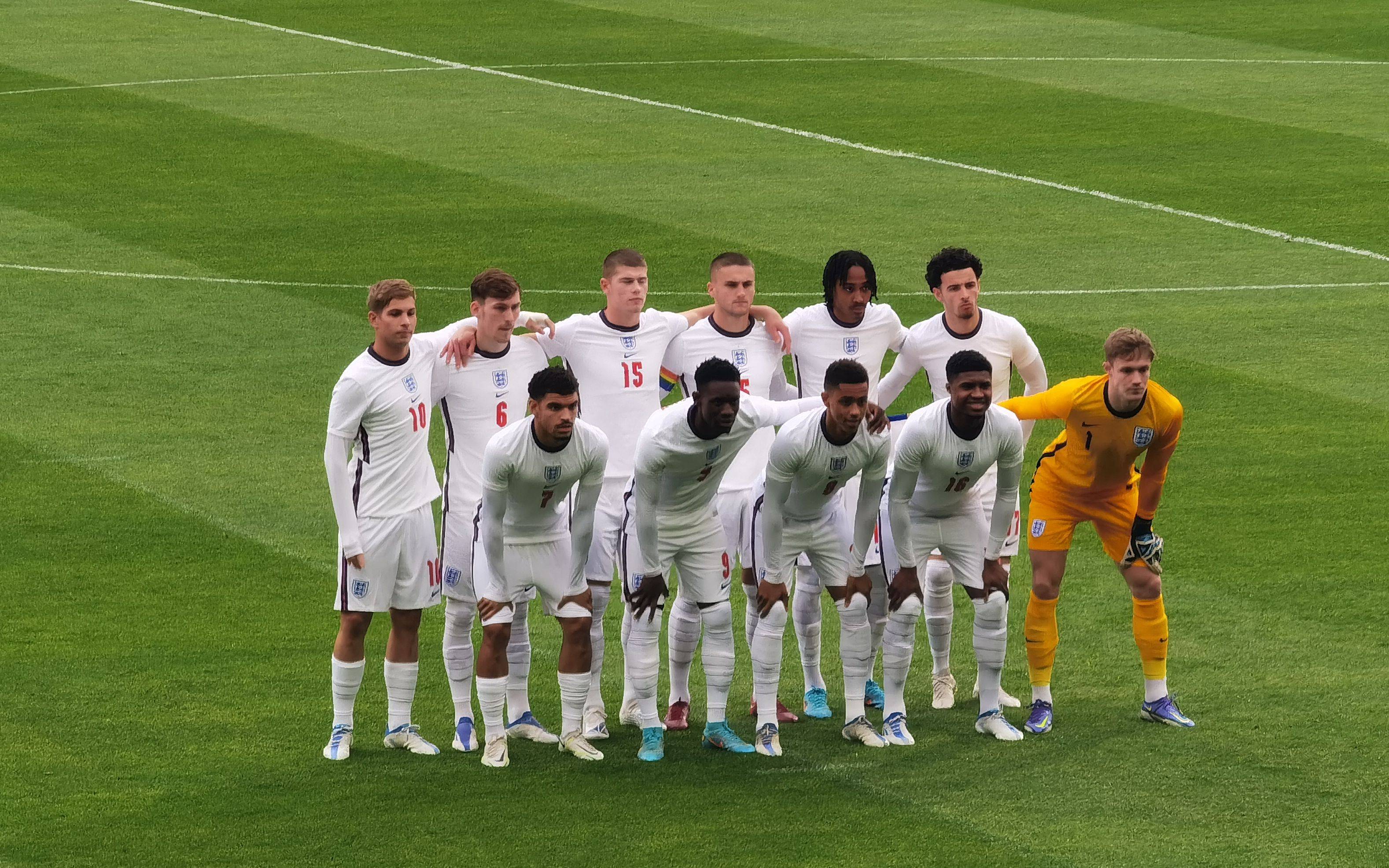 包含欧洲杯赛前热身赛阵容如何，球队表现强势！的词条