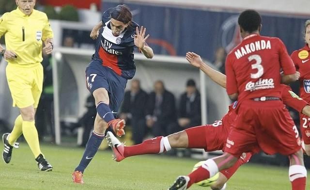 马赛勇夺胜利,队员士气高涨 马赛勇夺胜利,队员士气高涨