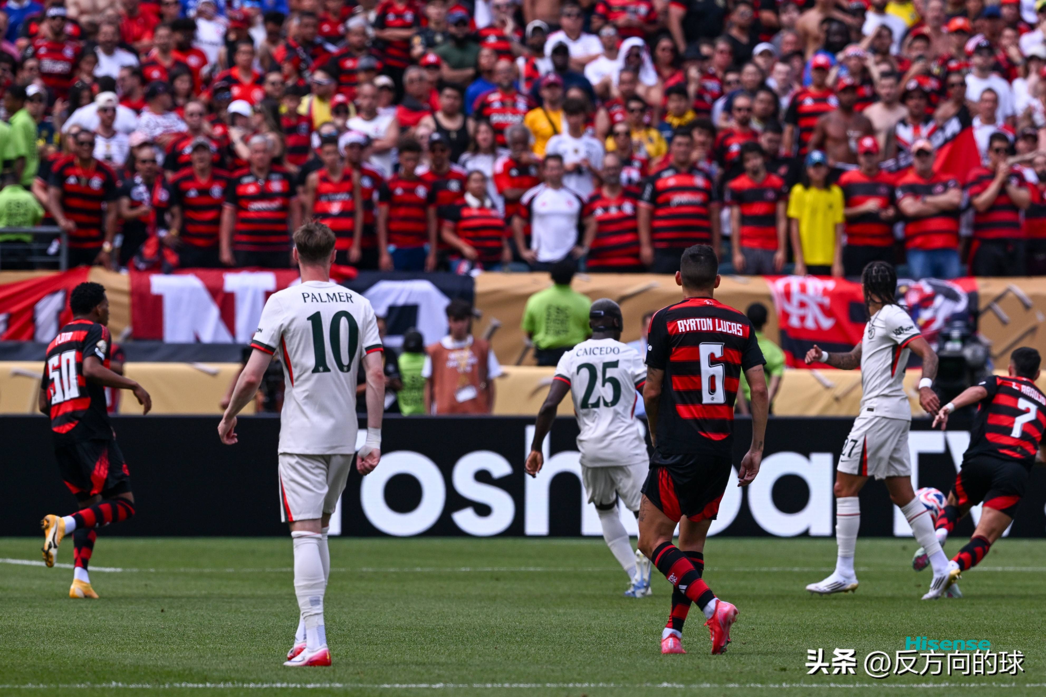 智利球员在巴甲踢出精彩表现