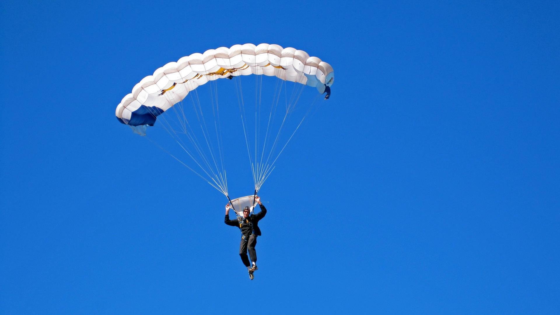 巨星加身,凡人能胜?