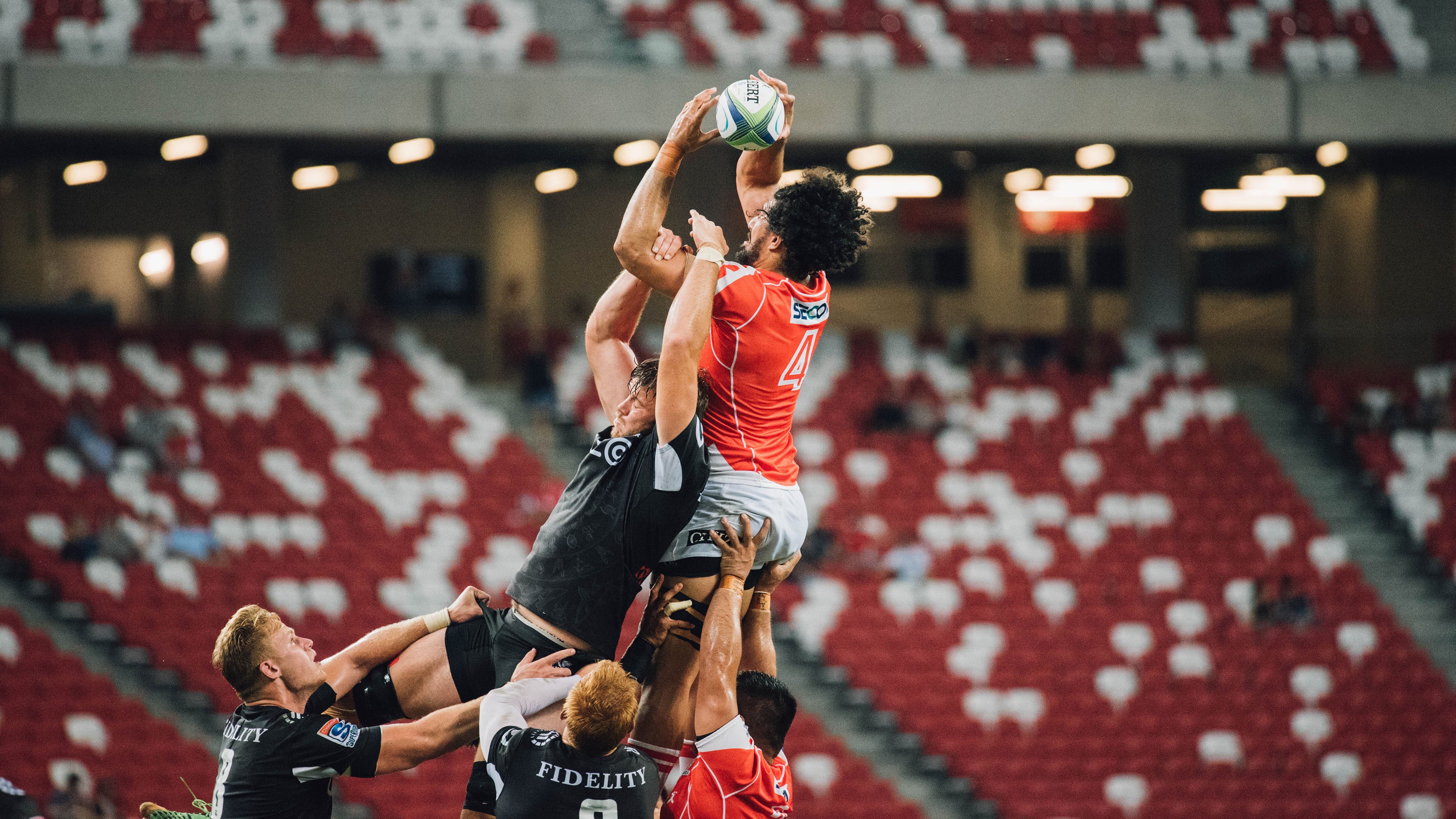 当钢铁洪流遇上孤星闪耀，尼克斯的体系胜利与高诗岩的破局艺术